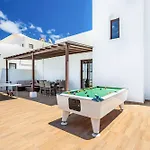 Perla Villa